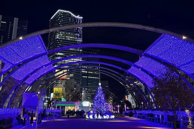 Tokyo: Shibuya Highlights Walking Tour & Secret View Spot - Hachiko and the meaning behind the meeting point