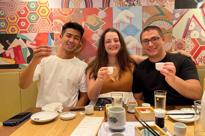 Tokyo: Shibuya Local Bar & Izakaya Crawl Tour - Shibuya Crossing: starting with the city in motion