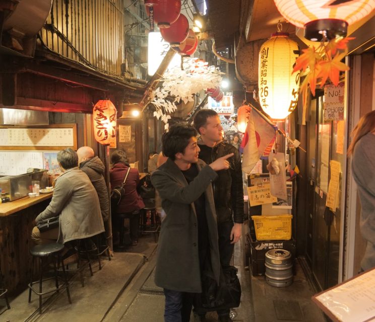 Tokyo: Shinjuku Bar Hopping with All-You-Can-Drink & Dinner - Kabukicho: a guided route through Tokyo’s loudest night district