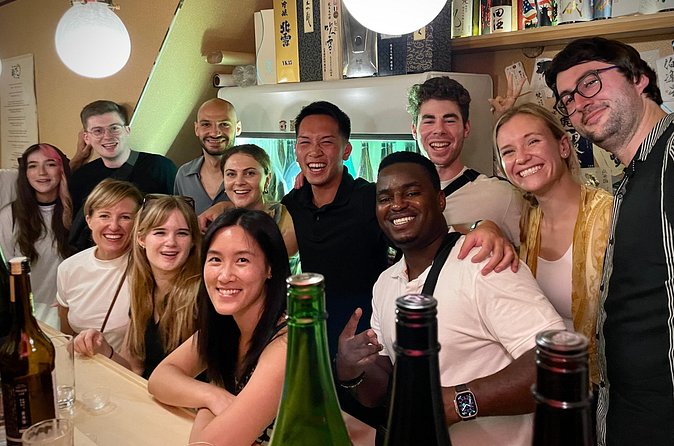 Tokyo: Shinjuku Food Tour (15 Dishes and 4 Eateries) - The guides shape the evening