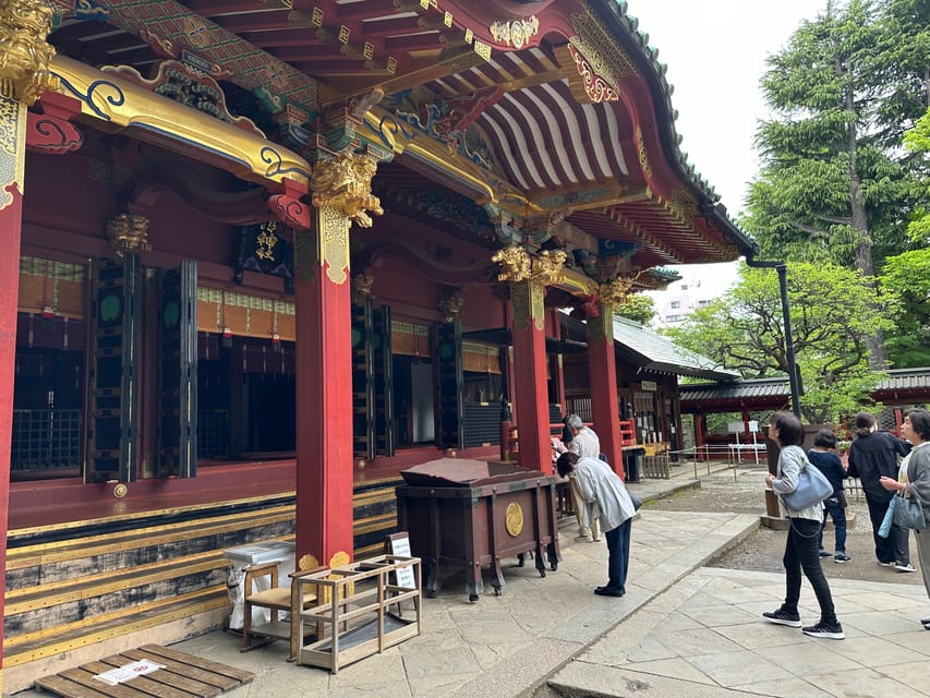 Tokyo:Stroll in Old traditional culture towns~Yanaka & Nezu - Yanaka Cemetery, trees, and Tokyo’s memory