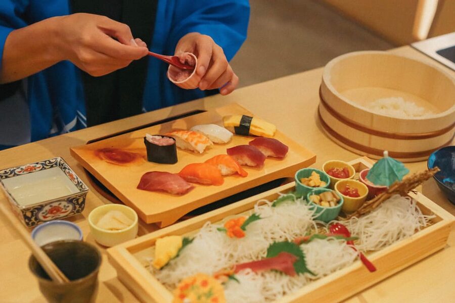 Tokyo: Sushi Making Class in a Happi Coat near a Famous Spot - Learning nigiri with tuna and salmon