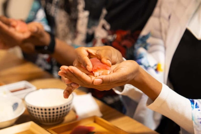 Tokyo: Sushi Making Class in a Happi Coat near a Famous Spot - Dietary needs require planning