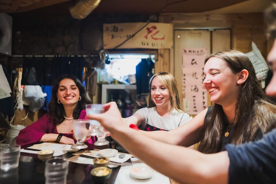 Tokyo: The Best of Izakaya in Shinjuku Food & Cultural Tour - Why this Shinjuku food tour works so well