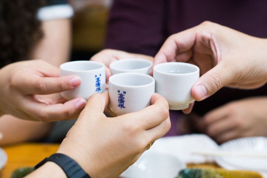 Tokyo: The Best of Izakaya in Shinjuku Food & Cultural Tour - Kabukicho after dark