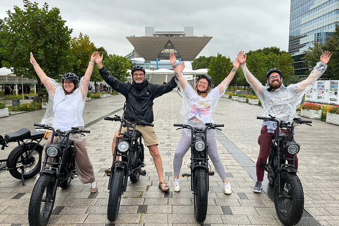 Tokyo Top Highlights 3h Guided E-bike Tour - Pick your route carefully at the Tsukiji shop