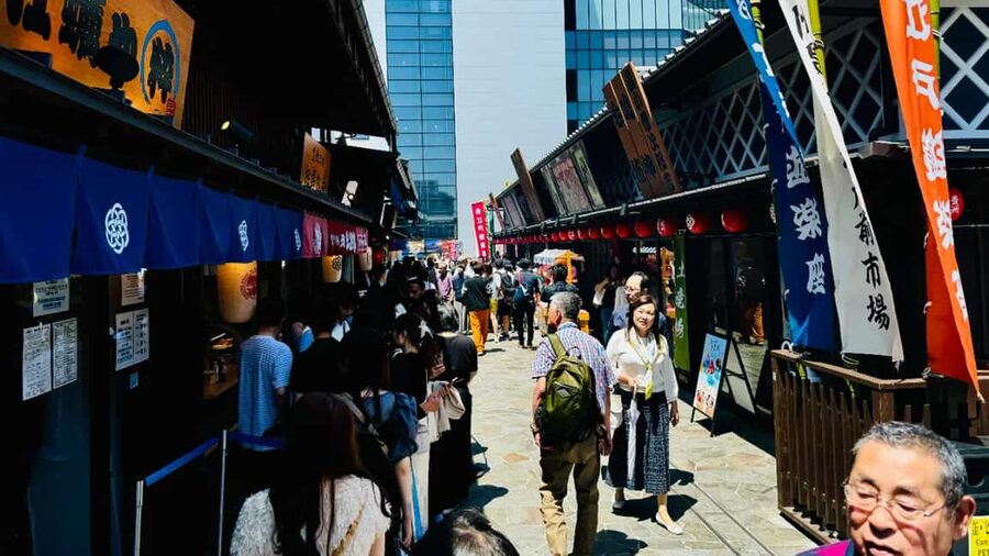 Tokyo: Toyosu Tuna Auction &Tsukiji Market Gourmet Adventure - Seasonal tuna advice and market changes