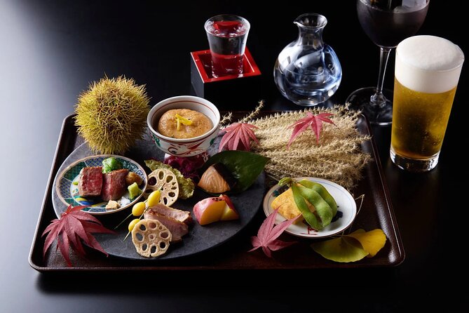 Tokyo Traditional Geisha Show and Japanese Fine Dining Experience - How intimate is the experience?