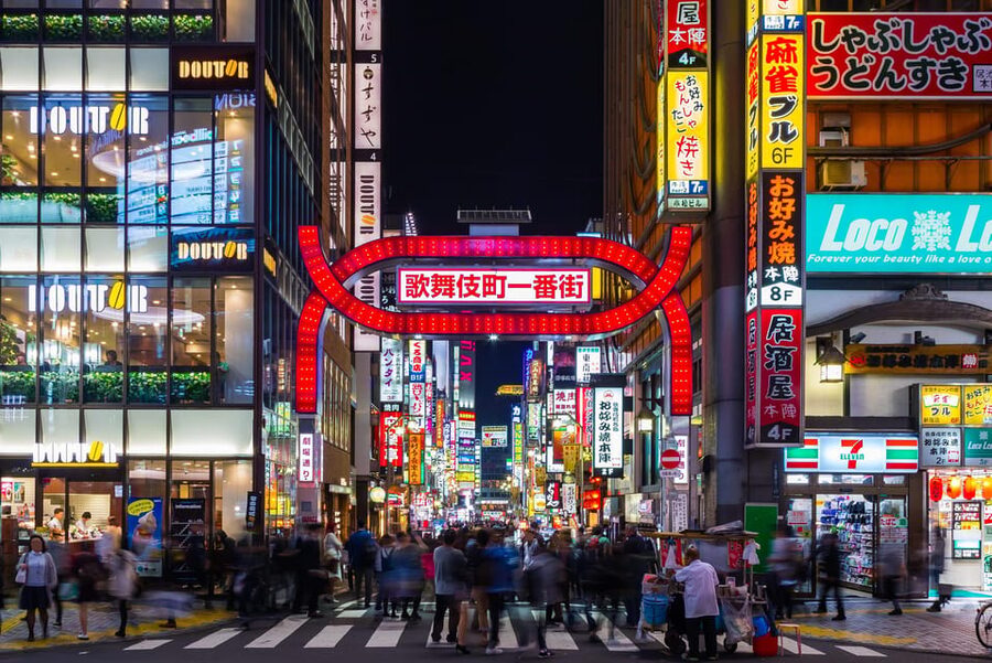 Tokyo: True Crime And Ghost Stories Tour - Aoyama Cemetery and the switch from evidence to folklore