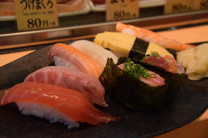 Tokyo: Tsukiji Fish Market Food and Culture Walking Tour - The Market on Crowded and Rainy Mornings
