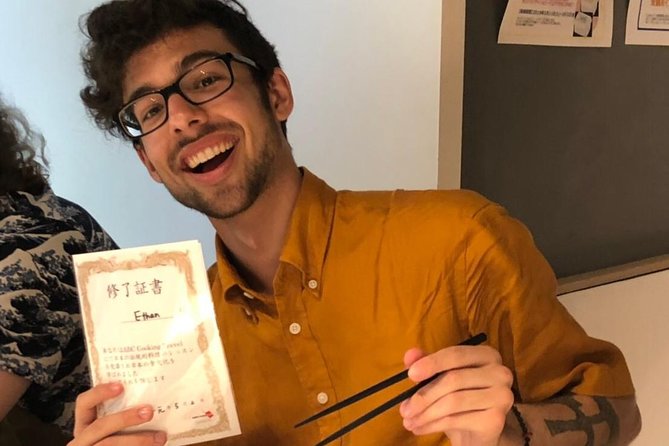 Tokyo Tsukiji Fish Market Tour and Sushi Making Lesson - The short ride from Tsukiji to the cooking studio