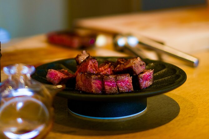 Tokyo Wagyu & Sake Pairing Tasting Experience with Local Flavors - Who should book this dinner?