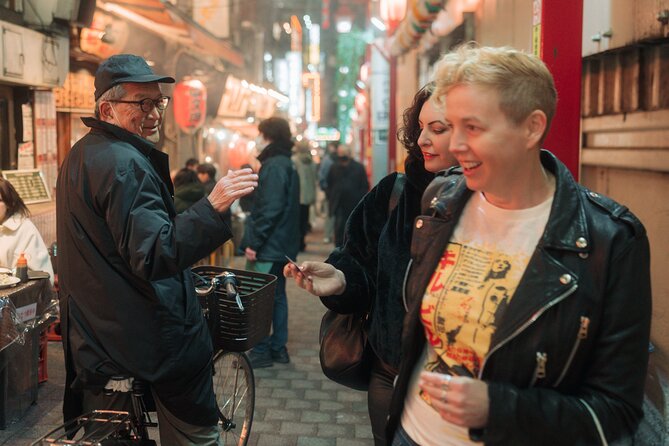 Tour with Pro Tokyo Photographer and take Edgy Unique Portraits - Why this Tokyo photo walk feels different