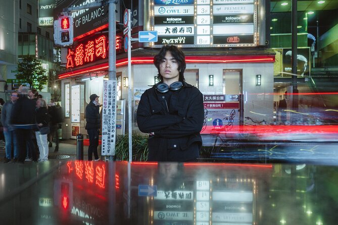 Tour with Pro Tokyo Photographer and take Edgy Unique Portraits - Kabukicho: neon, signs, and a louder visual mood
