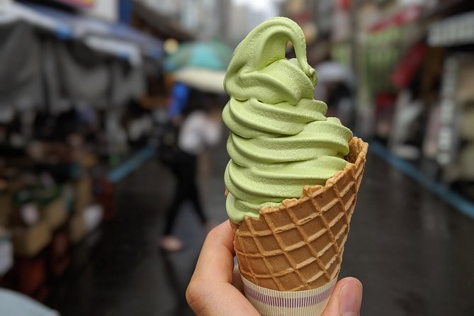 Tsukiji Fish Market Food Tour: Seafood, Street Food & Hidden Gems - Tsukiji at 9:00 am: a food market with a complicated identity