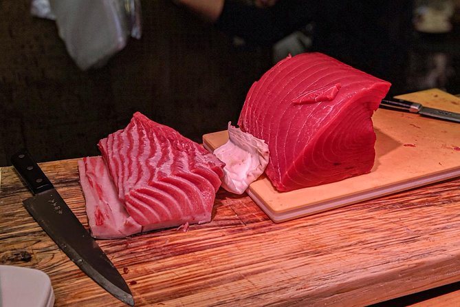 Tsukiji Fish Market Food Tour: Seafood, Street Food & Hidden Gems - The price: good value if you use it as lunch