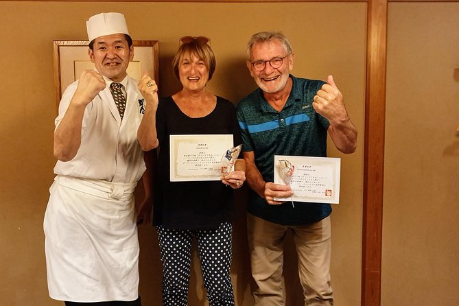 Tsukiji Fish Market Guided Tour and Sushi Making with Pro Chef - The sushi class in a traditional building