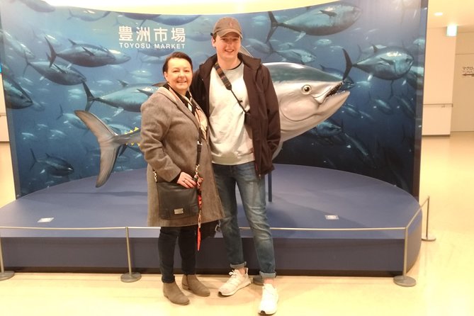 Tsukiji Food and Toyosu Market with Government-Licensed Guide - Starting at Toyosu Market