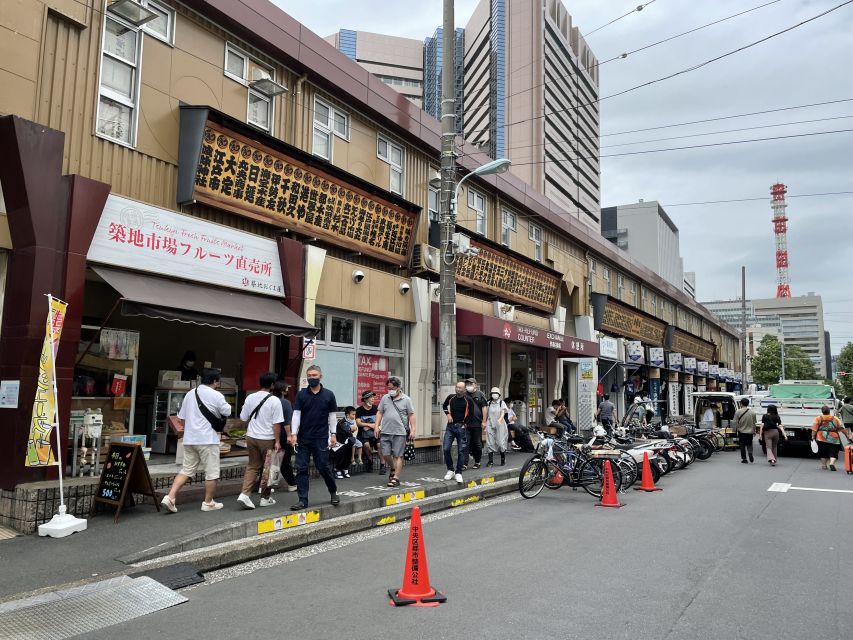 Tsukiji: Outer Market Walking Tour & Sake Tasting Experience - Key points to know before you book