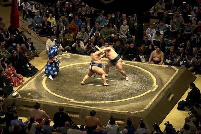 Ultimate Sumo Tournament: Tokyo, Osaka, Nagoya, Fukuoka - What you actually watch during the four hours